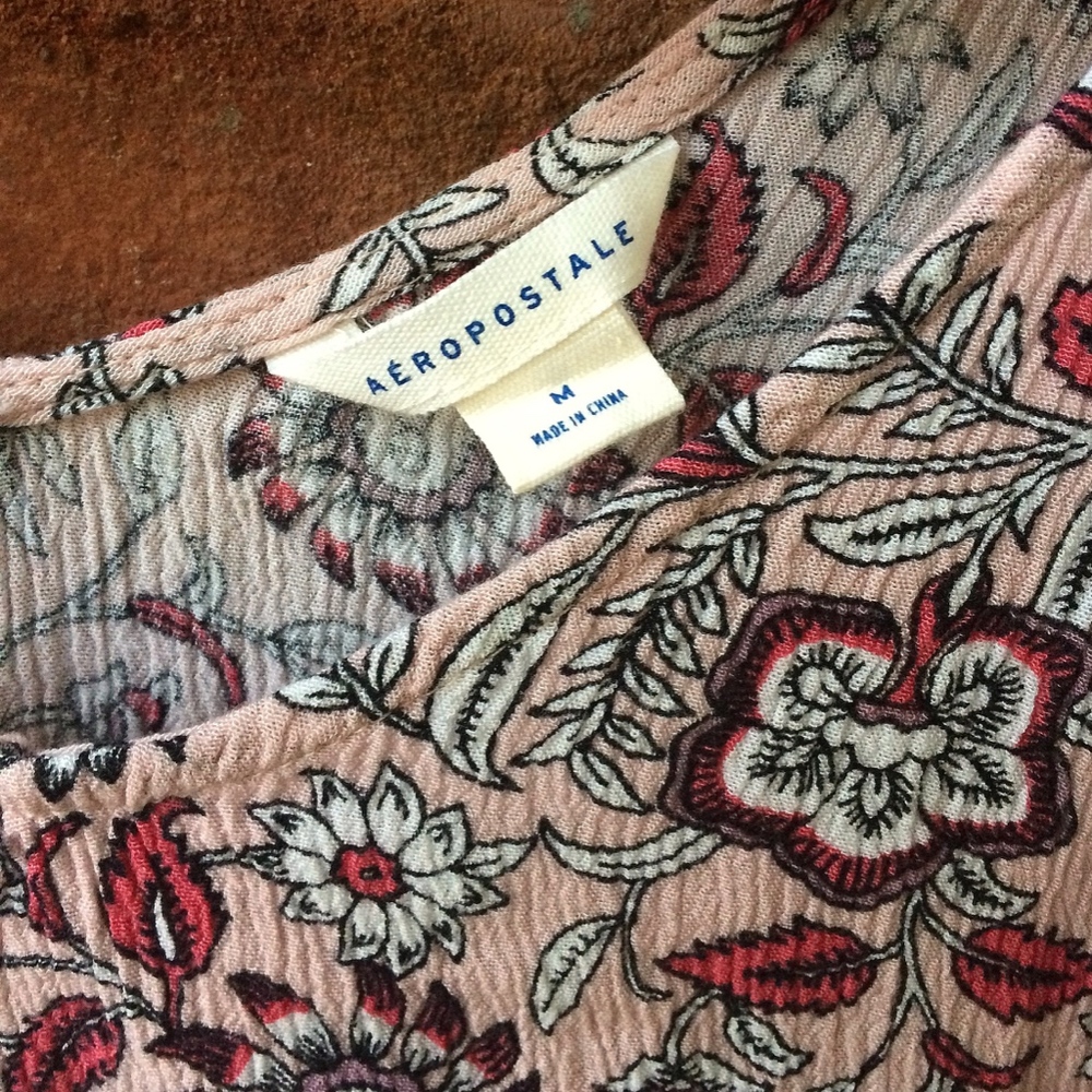 Aeropostale Pink Floral Ruffle Tank Top - Size Medium - Picture 7 of 7